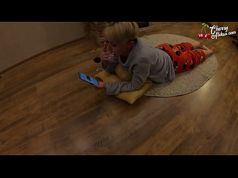 ❤️ ક્રેઝી સોનેરી ચૂસવું વિશાળ ડિક ચૂસવું અને તેના પર ઉછળવું - ગુદા મૈથુન અમારા પર  ❌️❤